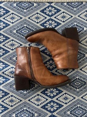 Sutro Footwear Clay Ankle Boots